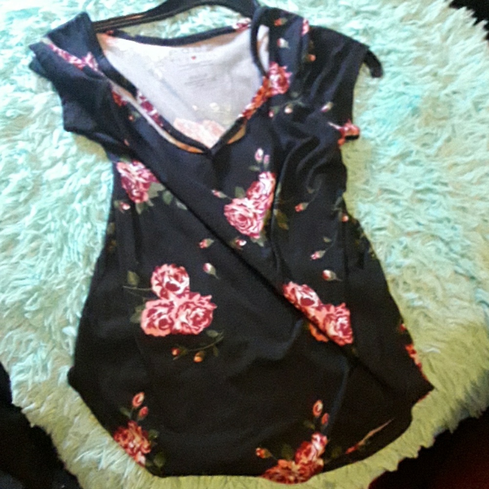 Tee shirt